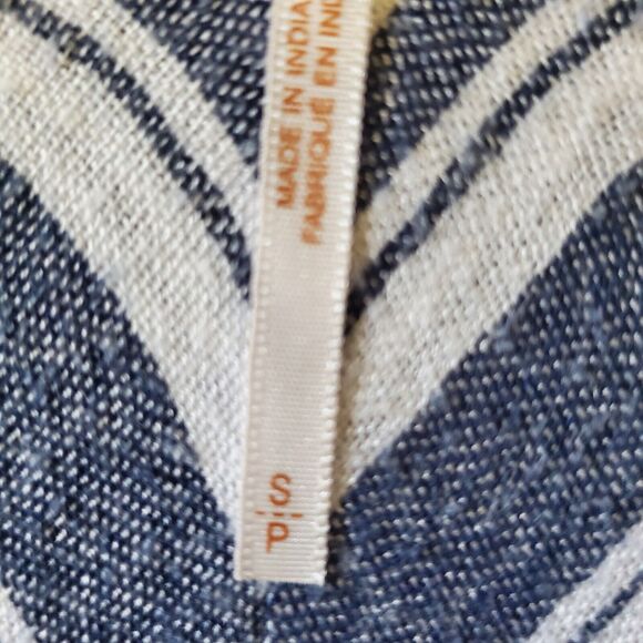 Free People On the Road Stripes Oversize Hi-Lo Hem Oxford Shirt Top S Women - Picture 6 of 12